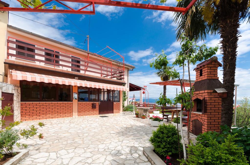 Apartment Zorka Medveja Exterior foto